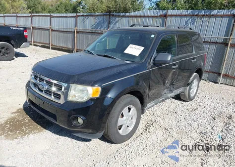 2012 Ford Escape Xlt z USA, uszkodzony, nr VIN 1FMCU0D79CKC01084